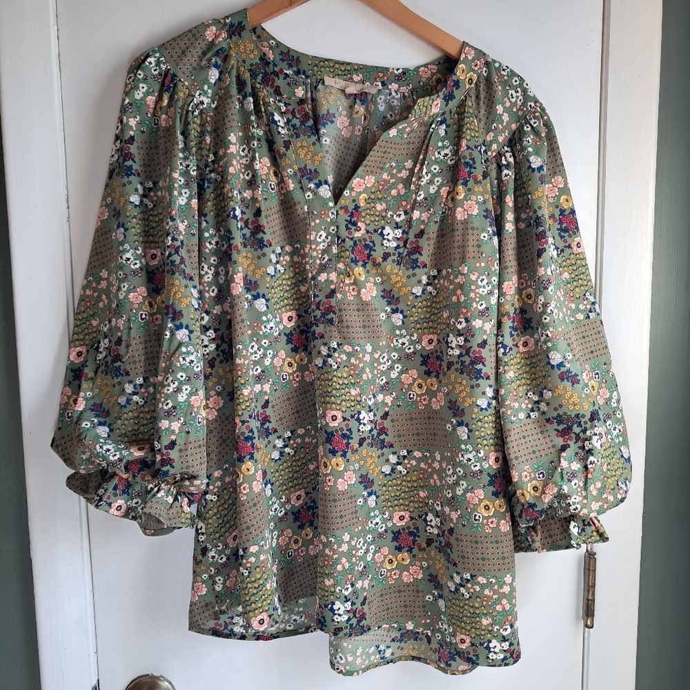 My Danielle Green Floral Blouse Large